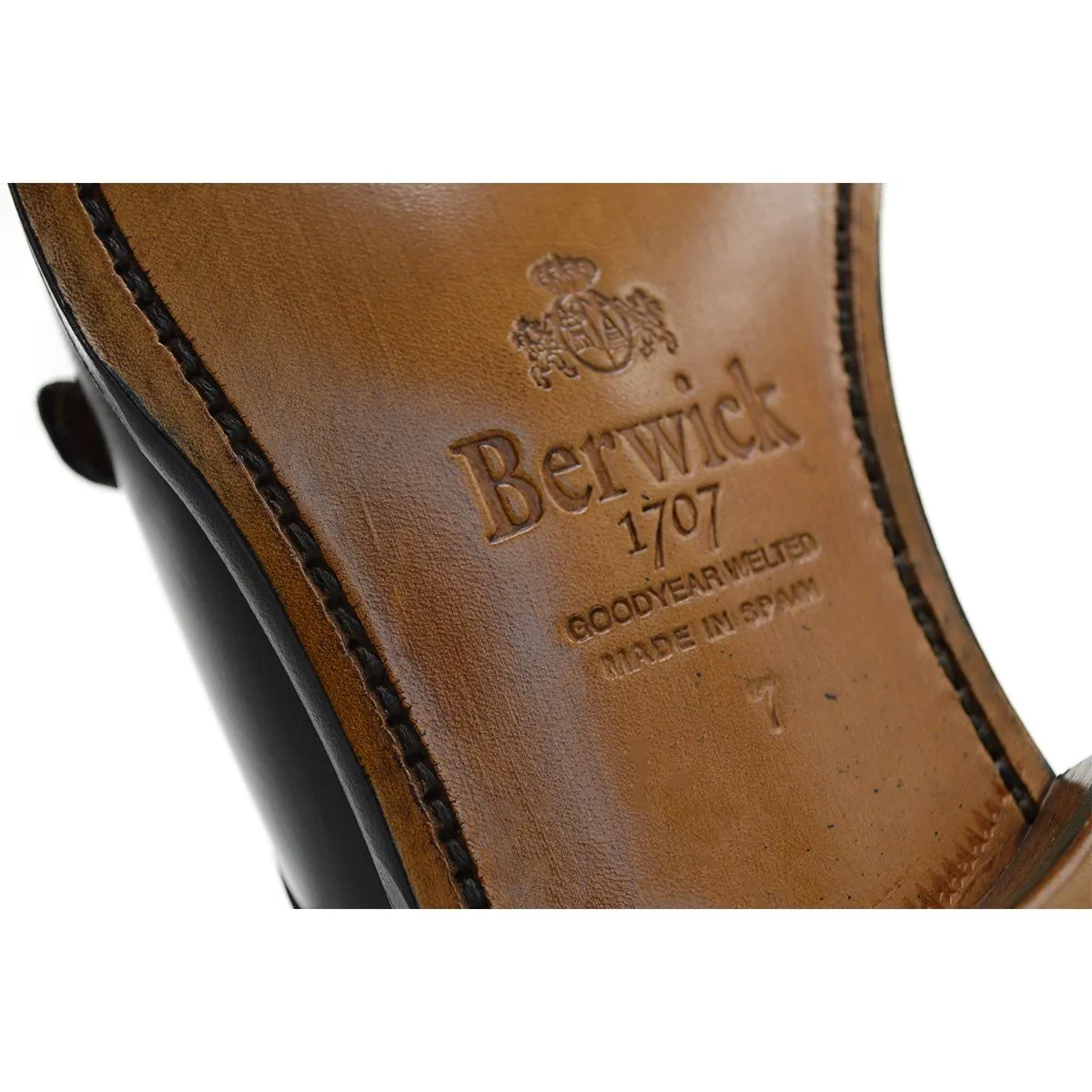 Berwick 1707 Wholecut (5216)